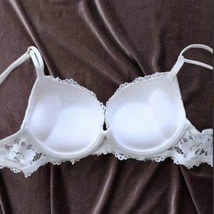 New Lace Mesh Hollow Everyday Bra, Comfort & Mature Double Strap Thick Cup Push.